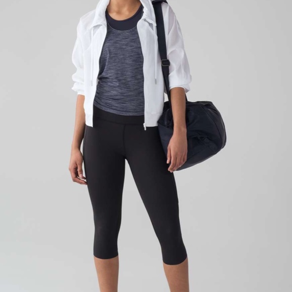 lululemon athletica Pants - Lululemon Pace Perfect Crop 17’’ Size 4
